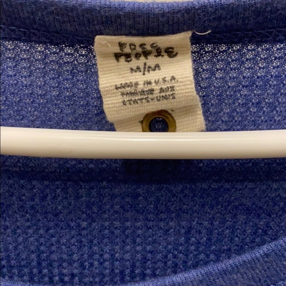 Great shirt in EUC - Picture 4 of 4